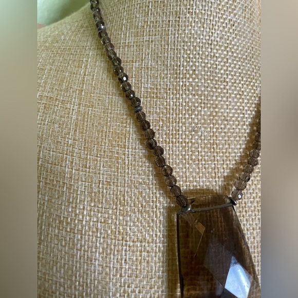 Brown Pendant Necklace and Bracelet Set - Picture 8 of 10